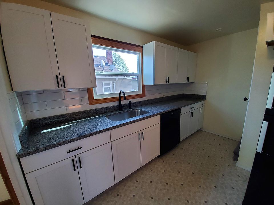 2940 Porter St Enumclaw, WA, 98022 Apartments for Rent Zillow