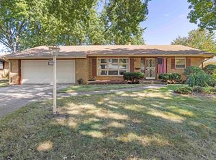 4624 Longmeadow Ln, Rockford, IL 61108