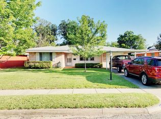 2526 Himes St, Irving, TX 75060