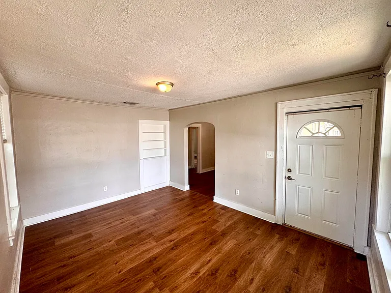 3538 Admiral Dr — Photo 4