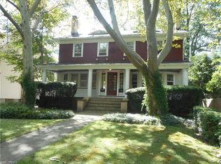 2920 E Derbyshire Rd, Cleveland Heights, OH 44118