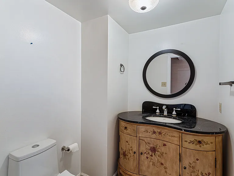 7416 Royal Dominion Dr — Photo 28
