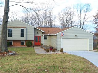 7581 Tanglewood Ln, West Chester, OH 45069