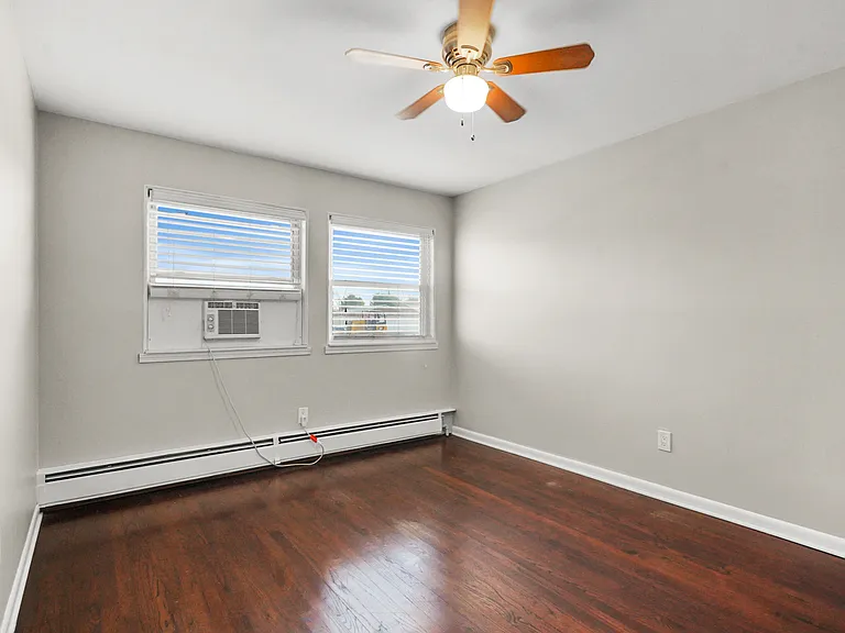 721 N Stephenson Hwy #105 — Photo 8