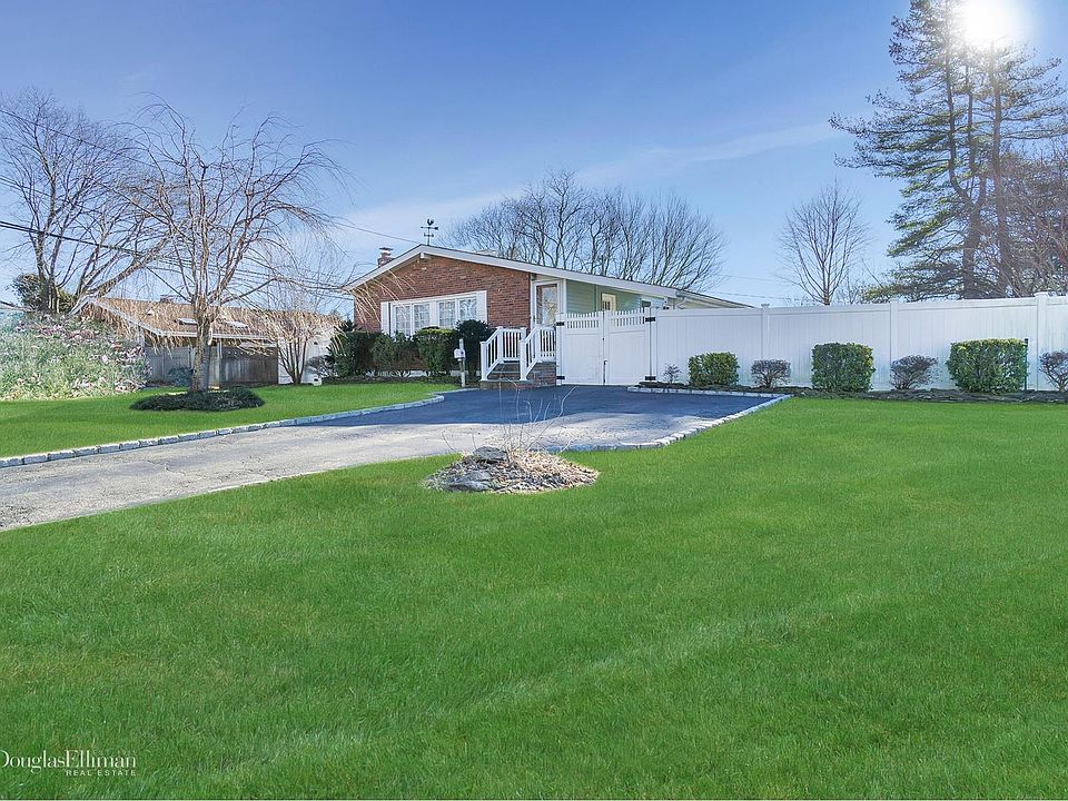 1st image of 19 Dartmouth Dr