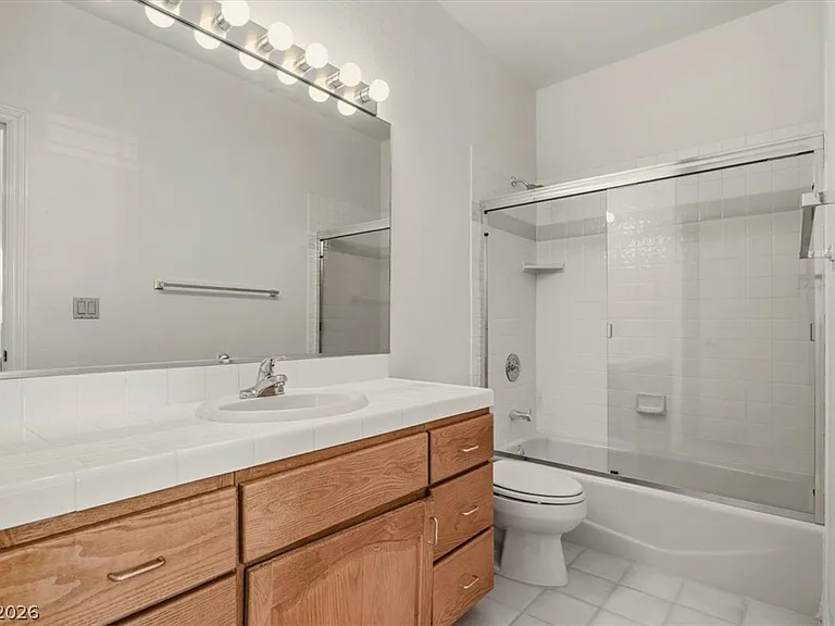 1888 Woodhaven Dr — Photo 31