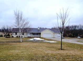 W7037 Kirschner Rd, Shiocton, WI 54170
