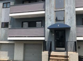 4 Domessina Ln #D, Caldwell, NJ 07006