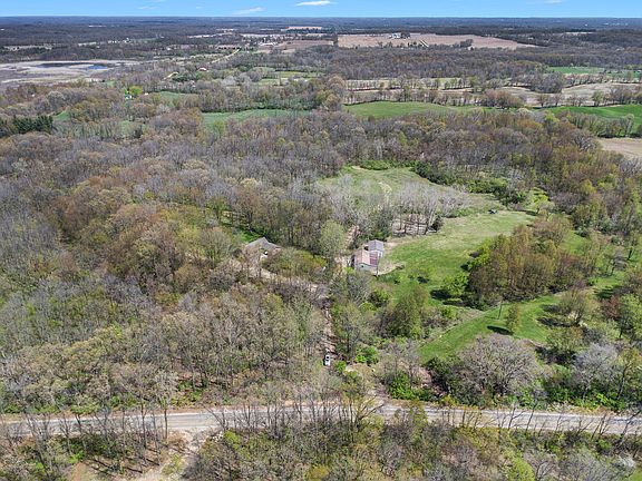 5th image of 54485 Day Rd