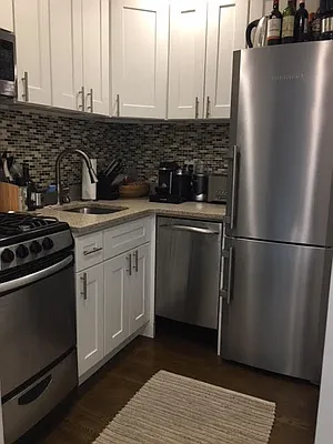 Rented by Compass | media 9