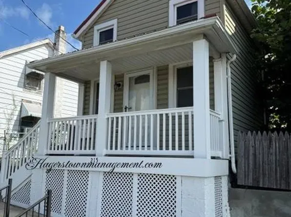 215 S Main St, Boonsboro, MD 21713