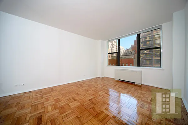 Rented by Halstead Real Estate | media 33