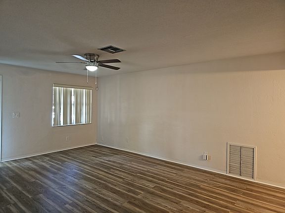 4th image of 5618 18th Ave N