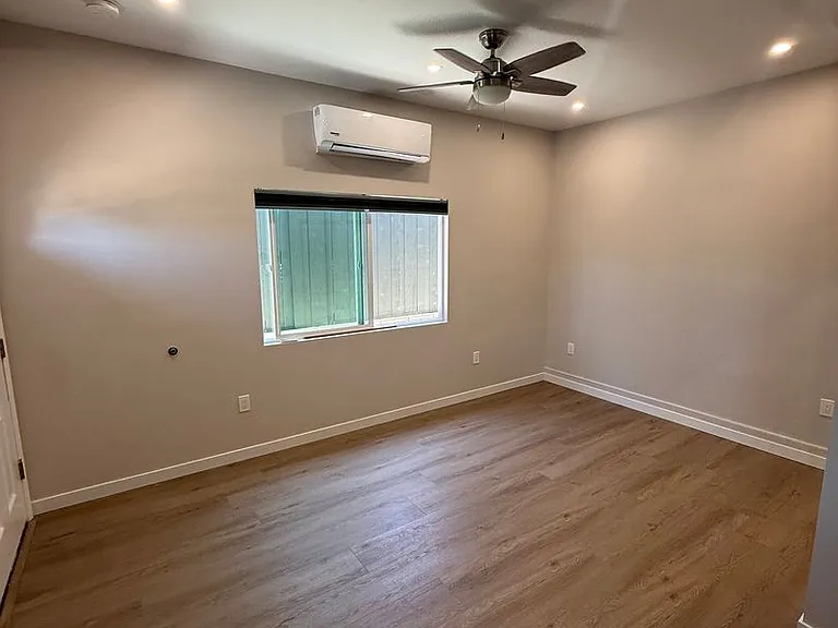 1811 Parrot St — Photo 3