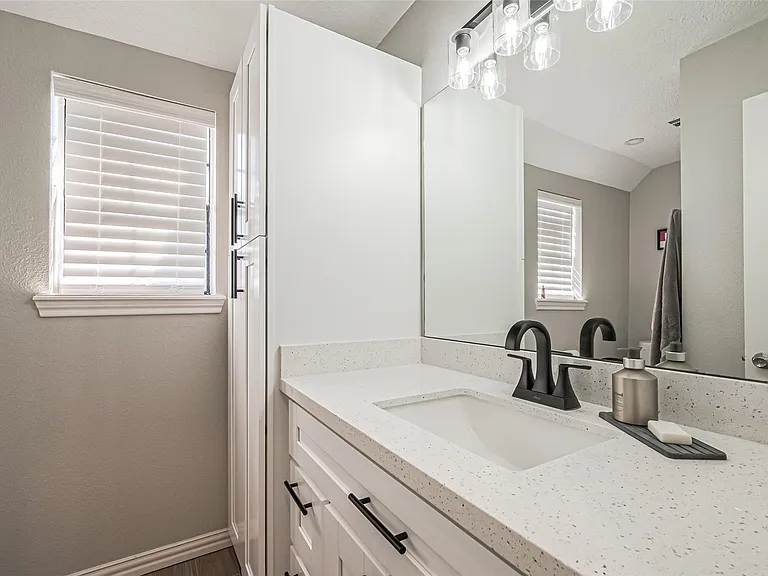 15211 Camino Del Sol Dr — Photo 40