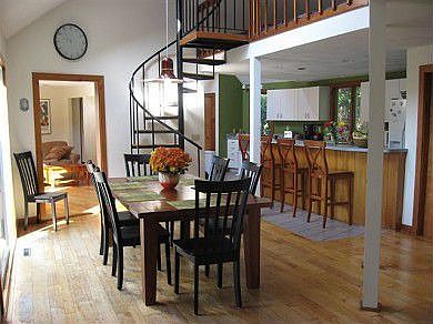Kitchen & dining room