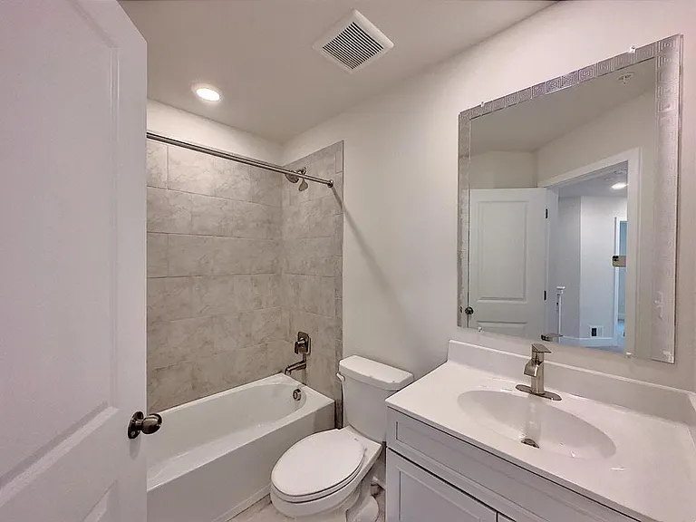 1710 Huber Rd — Photo 43