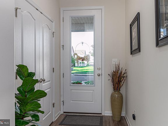 5th image of 1412 Berlin Dr