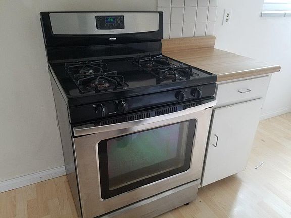 5th image of 1533 King Ave