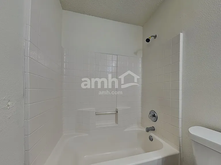 4301 Meadowknoll Dr — Photo 17