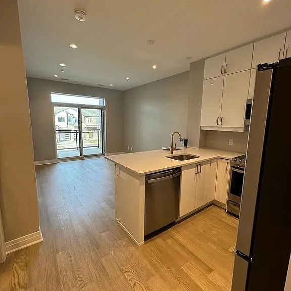 460 Gordon Krantz Ave #218 — Photo 7
