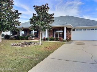 14867 E Shadow Creek Dr, Biloxi, MS 39532