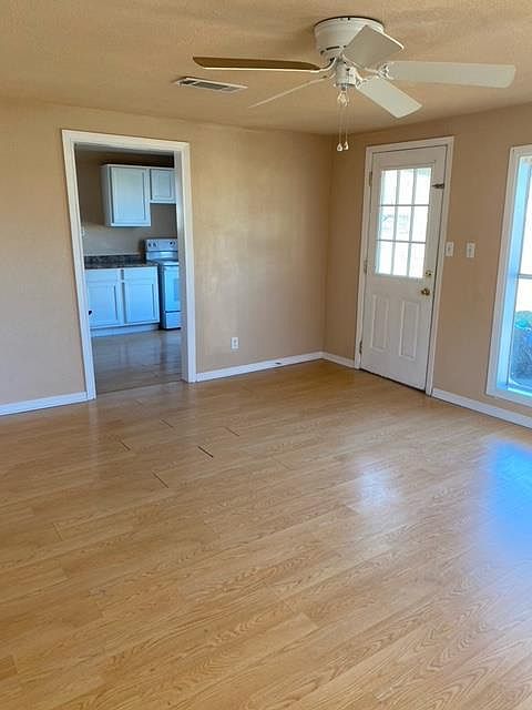 1st image of 118 Evergreen St