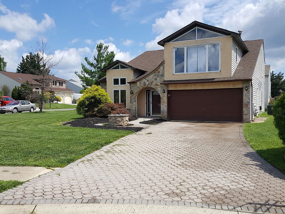 1st image of 119 Nursery Dr