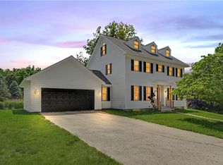 1202 Lakeridge Ct, Danville, IL 61832