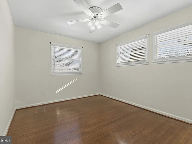 5412 Nutting Dr — Photo 12