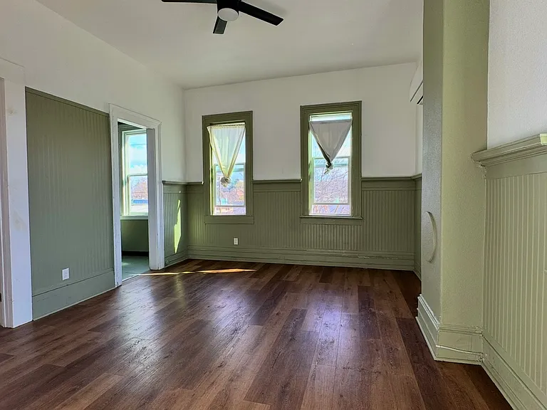 145 W Flora St #D — Photo 7