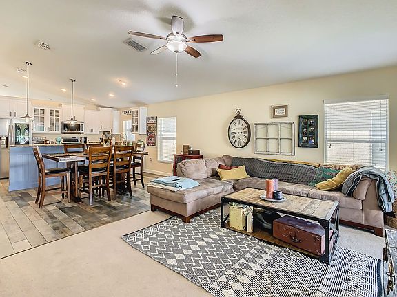 4th image of 13401 Graham Yarden Dr