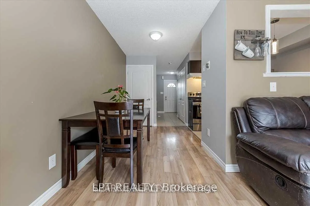 3 bed, $2,650 — Photo 4
