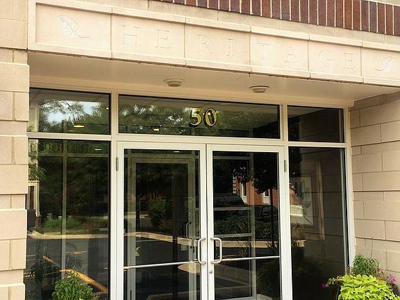 4th image of 50 S Greeley St APT 203