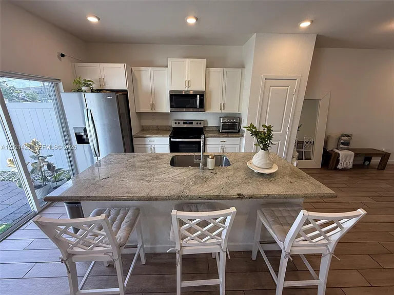 779 SE 18th St #779 — Photo 9