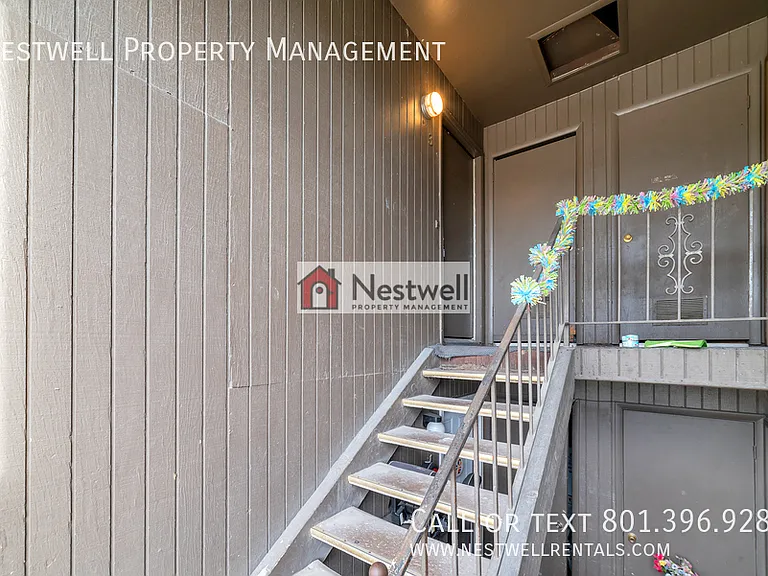 1881 W Lake Park Dr #3 — Photo 27