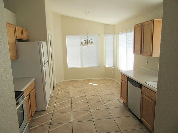 4th image of 2233 W Catalina View Dr
