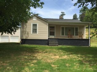 3240 Old Highway 411, Dandridge, TN 37725