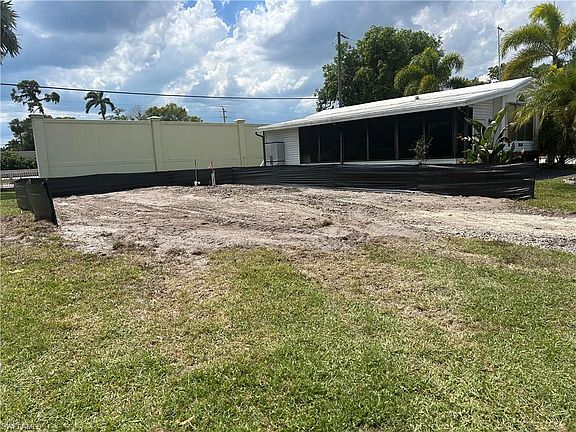 4th image of 103 Redwood LN