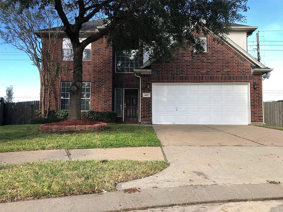 1602 Candleston Ln
