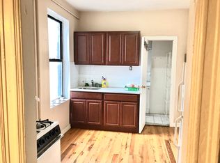 367 S 5th St #3L, Brooklyn, NY 11211