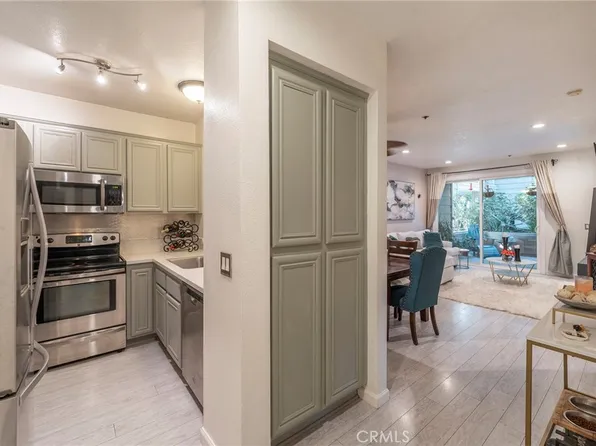 20371 Bluffside Cir APT 101, Huntington Beach, CA 92646