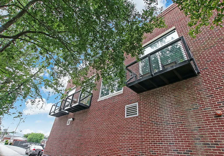 2514 Abercorn St #207 — Photo 10