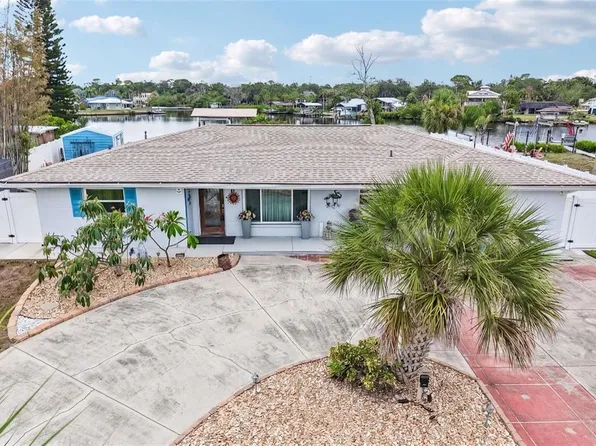 806 BLUE HERON BOULEVARD, RUSKIN, FL 33570