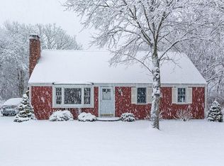 194 Quaker Meeting House Rd, East Sandwich, MA 02537