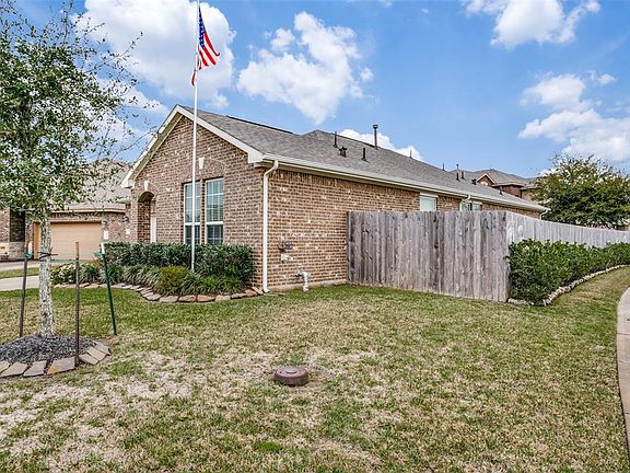 3rd image of 3242 Lost Colony Ct