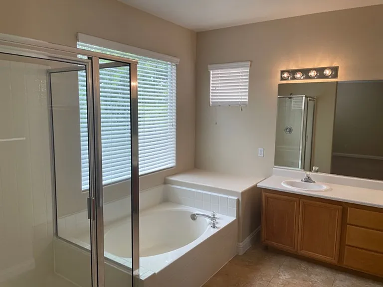 321 Waterton Lakes Ave — Photo 19