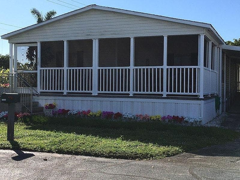 1st image of 3091 SW 52nd Ave