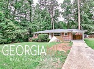 3322 Pinehill Dr, Decatur, GA 30032