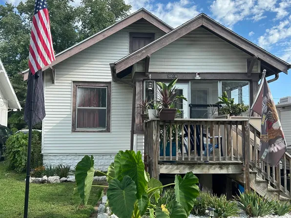 3016 Arcadia Ave, Omaha, NE 68111